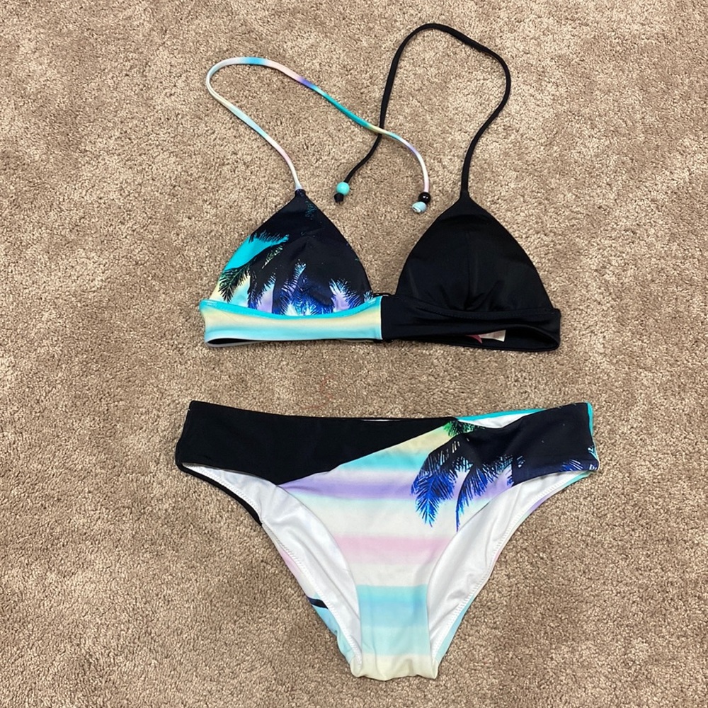 Victoria’s Secret Bikini Set